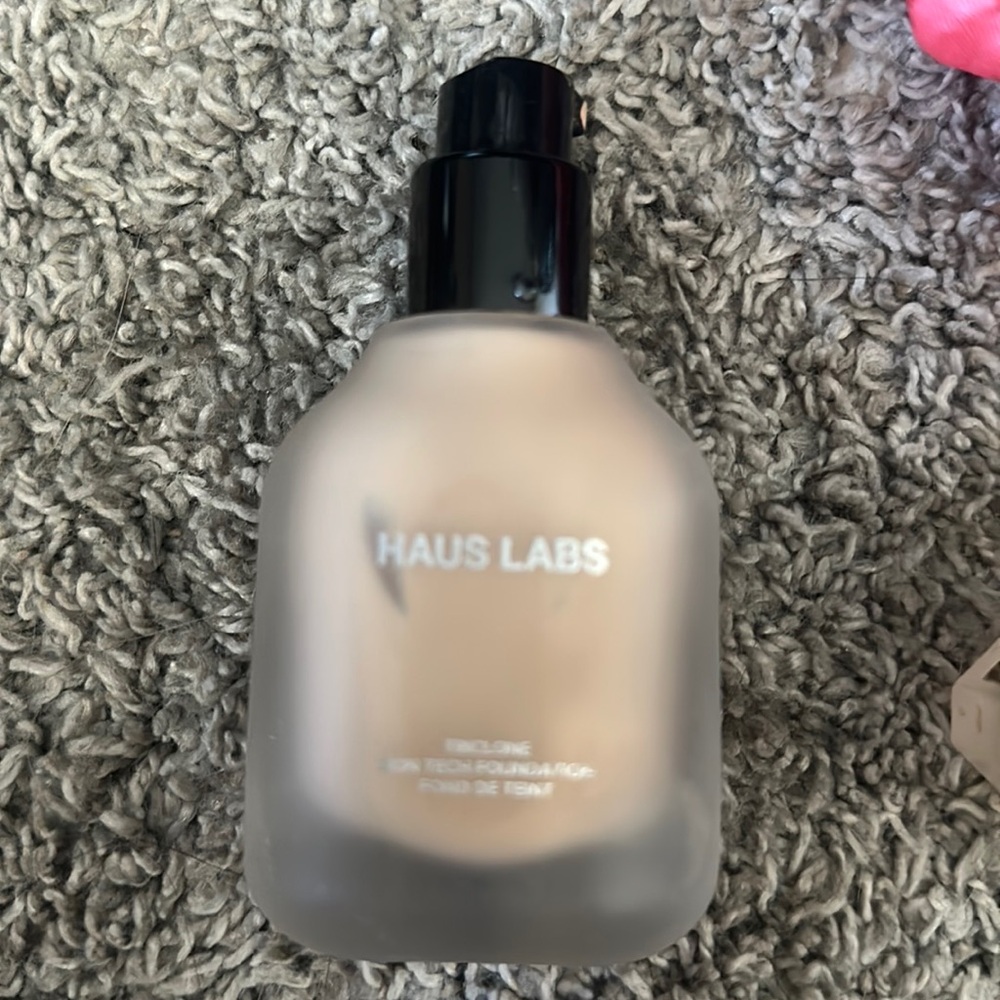 Haus labs foundation 100 light neutral